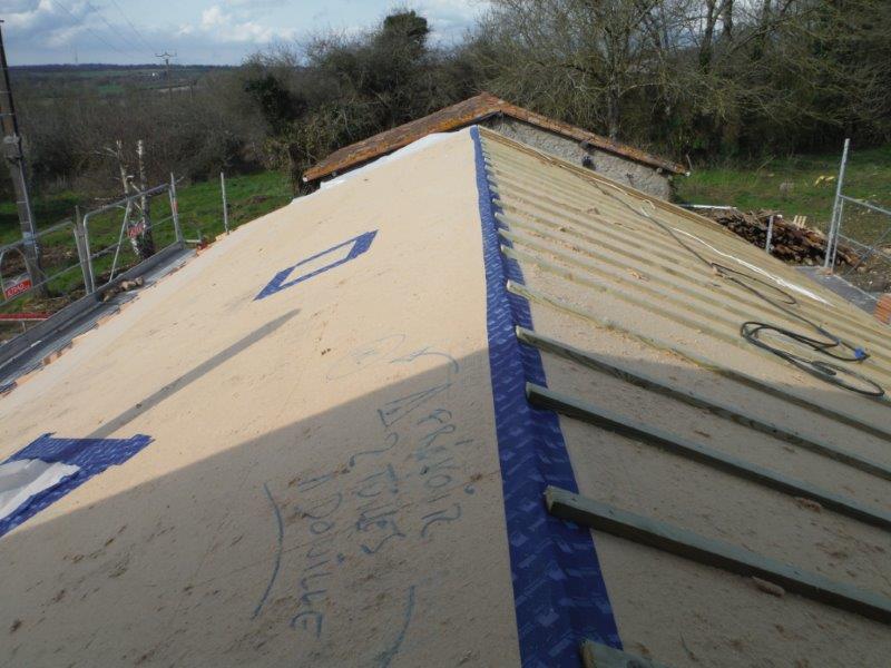 Restauration d'une ferme à Vausseroux (79)